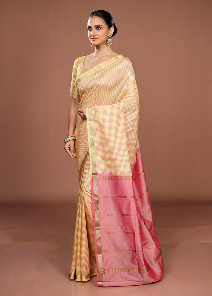Cream Kanjivaram Silk Saree With Blouse Piece