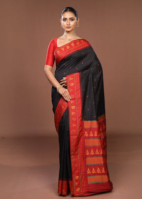Black Kanjivaram Silk Saree With Blouse Piece