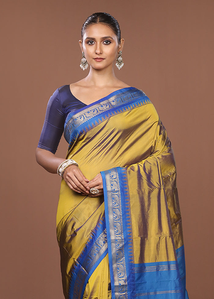 Green Kanjivaram Silk Saree With Blouse Piece