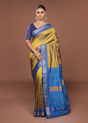 Green Kanjivaram Silk Saree With Blouse Piece