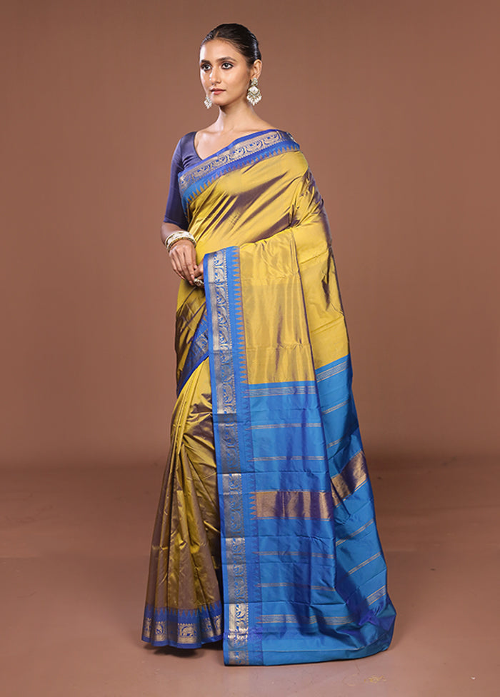 Green Kanjivaram Silk Saree With Blouse Piece