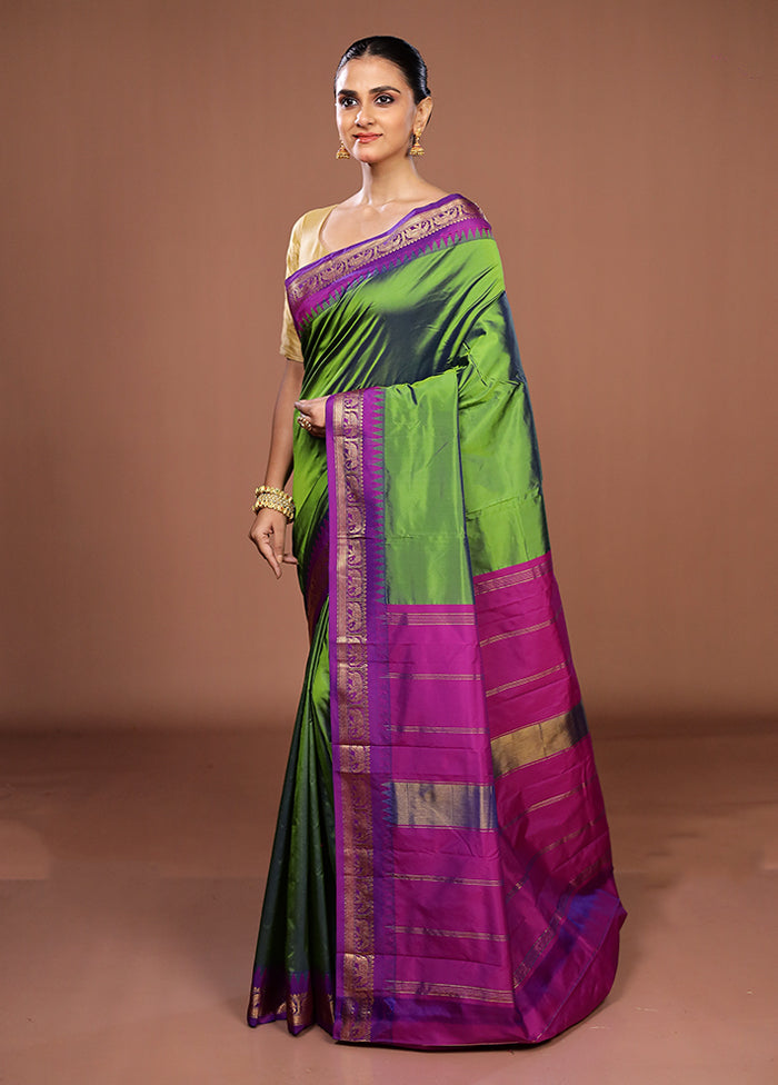 Green Kanjivaram Silk Saree With Blouse Piece