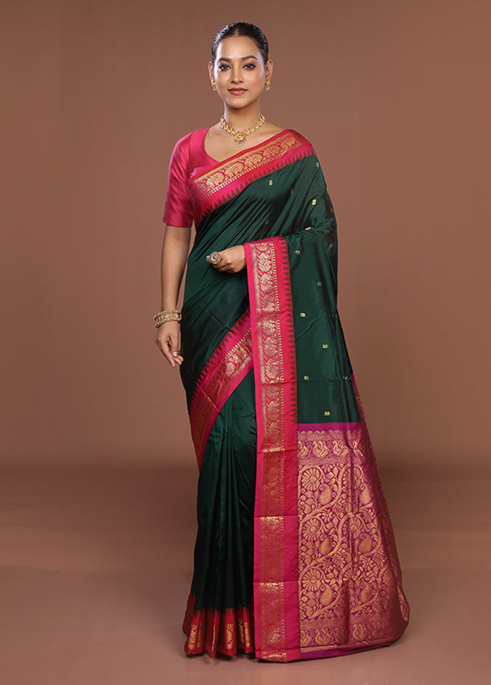 Green Kanjivaram Silk Saree With Blouse Piece