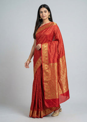 Maroon Handloom Kanjivaram Pure Silk Saree With Blouse Piece