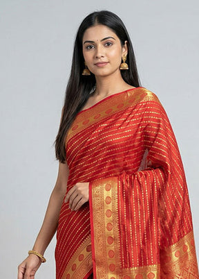 Maroon Handloom Kanjivaram Pure Silk Saree With Blouse Piece