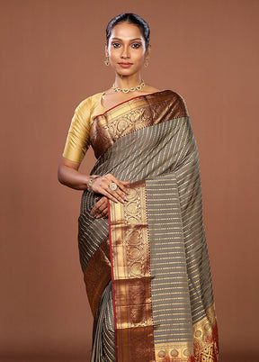 Grey Handloom Kanjivaram Pure Silk Saree With Blouse Piece