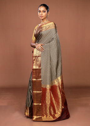 Grey Handloom Kanjivaram Pure Silk Saree With Blouse Piece