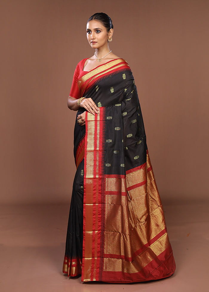Black Kanjivaram Silk Saree With Blouse Piece