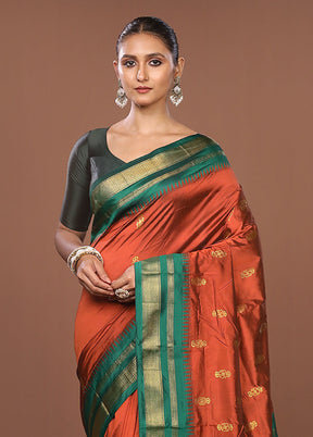 Maroon Kanjivaram Silk Saree With Blouse Piece