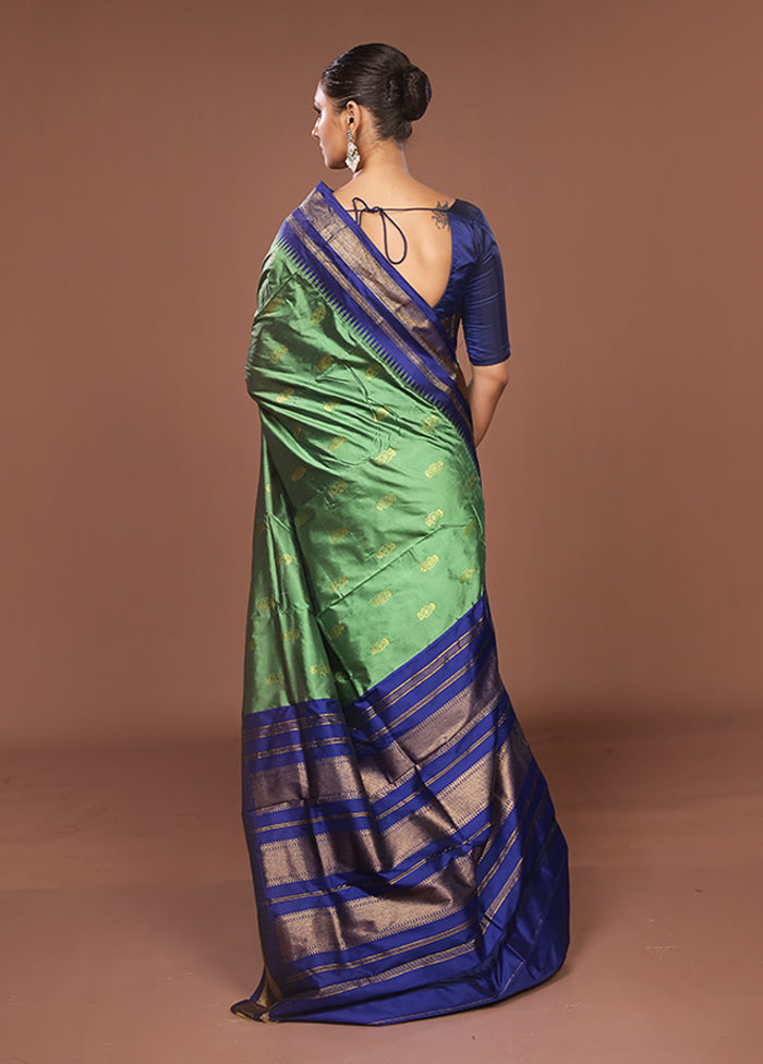 Green Kanjivaram Silk Saree With Blouse Piece