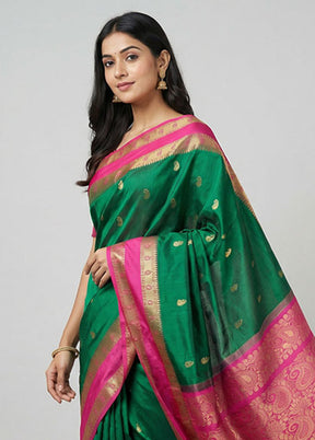Green Handloom Kanjivaram Pure Silk Saree With Blouse Piece