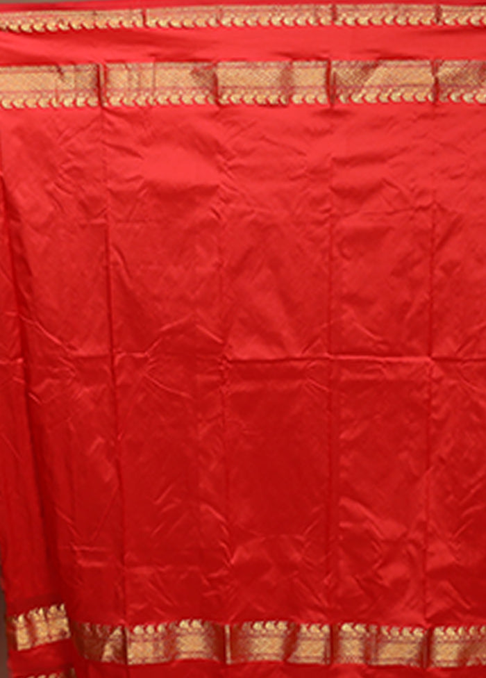White Handloom Kanjivaram Pure Silk Saree With Blouse Piece