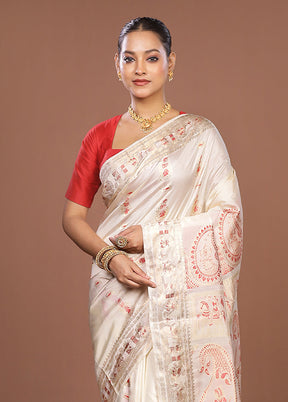 White Handloom Baluchari Pure Silk Saree With Blouse Piece