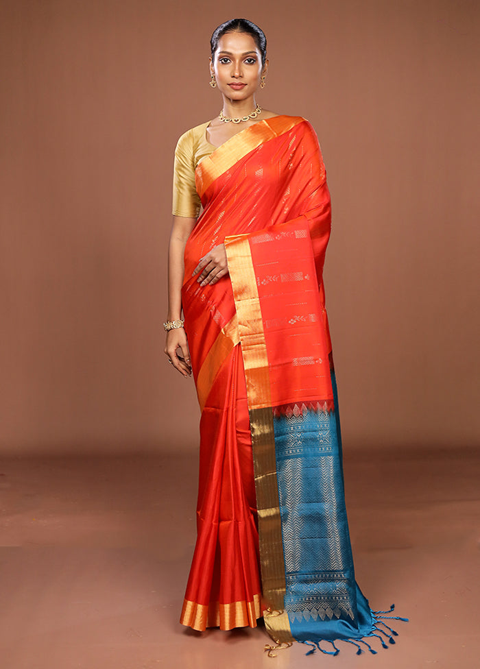 Red Handloom Kanjivaram Pure Silk Saree With Blouse Piece
