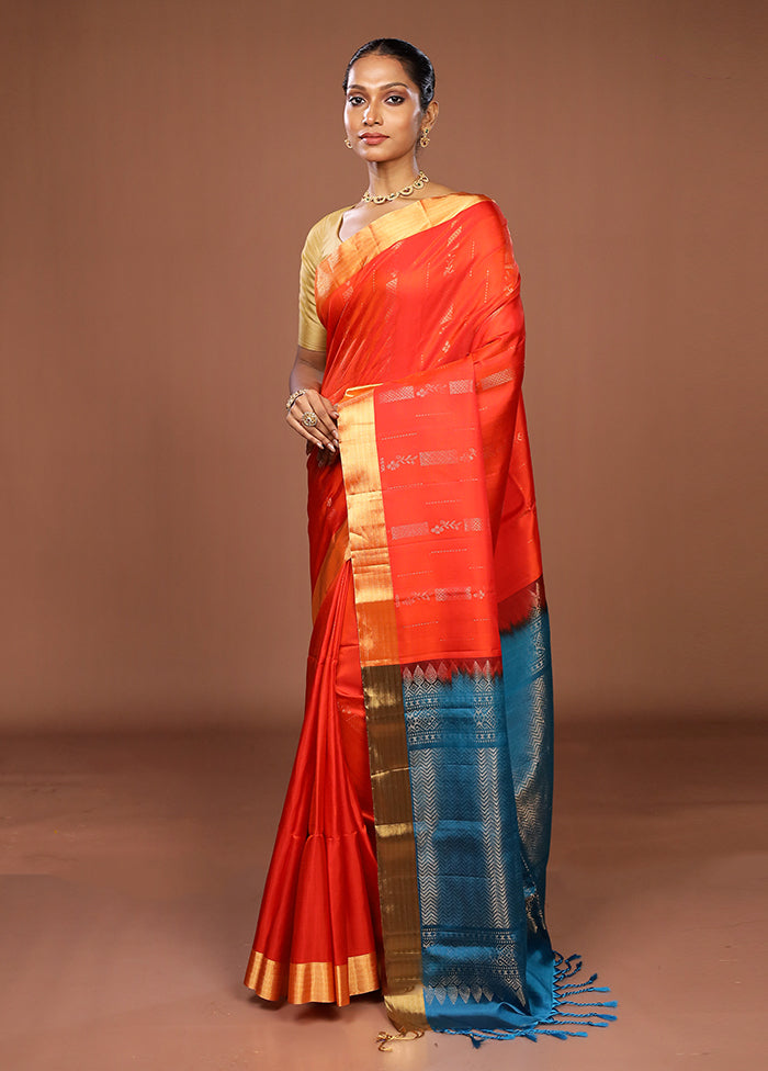 Red Handloom Kanjivaram Pure Silk Saree With Blouse Piece