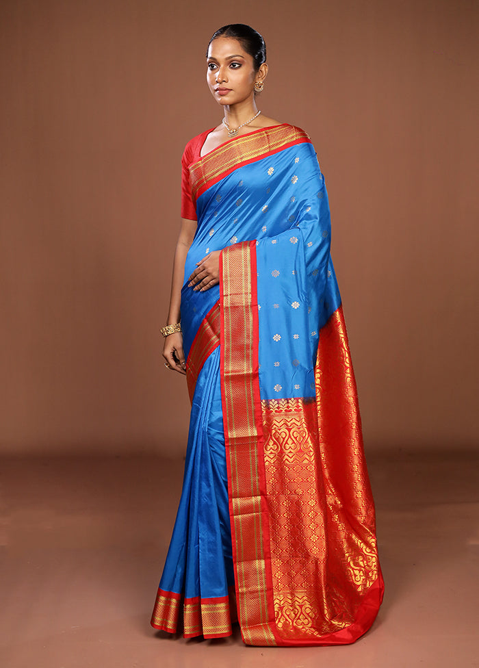 Blue Handloom Kanjivaram Pure Silk Saree With Blouse Piece