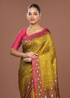 Yellow Tanchoi Silk Saree With Blouse Piece