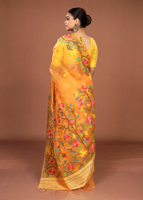 Yellow Handloom Matka Pure Silk Saree With Blouse Piece
