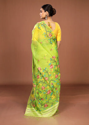 Green Handloom Matka Pure Silk Saree With Blouse Piece