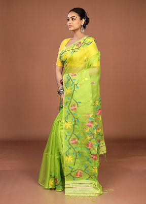 Green Handloom Matka Pure Silk Saree With Blouse Piece