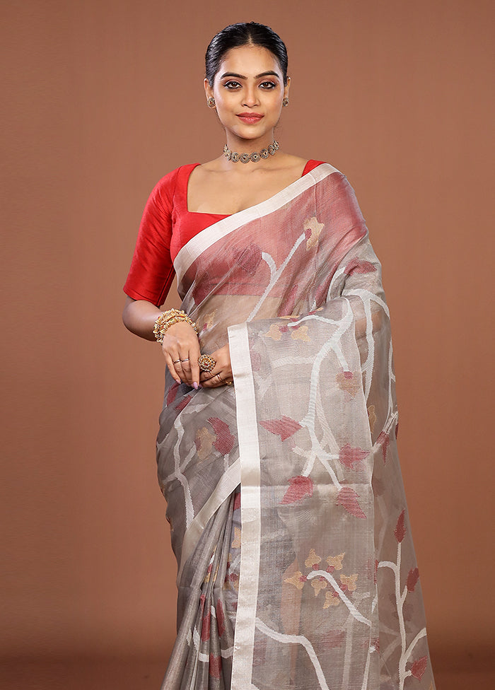 Cream Handloom Matka Pure Silk Saree With Blouse Piece