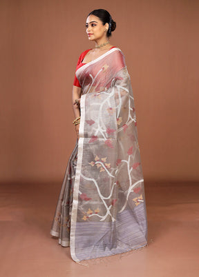 Cream Handloom Matka Pure Silk Saree With Blouse Piece