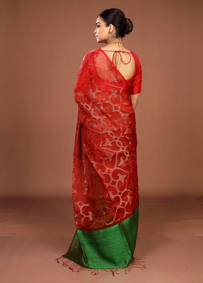Green Handloom Matka Pure Silk Saree With Blouse Piece