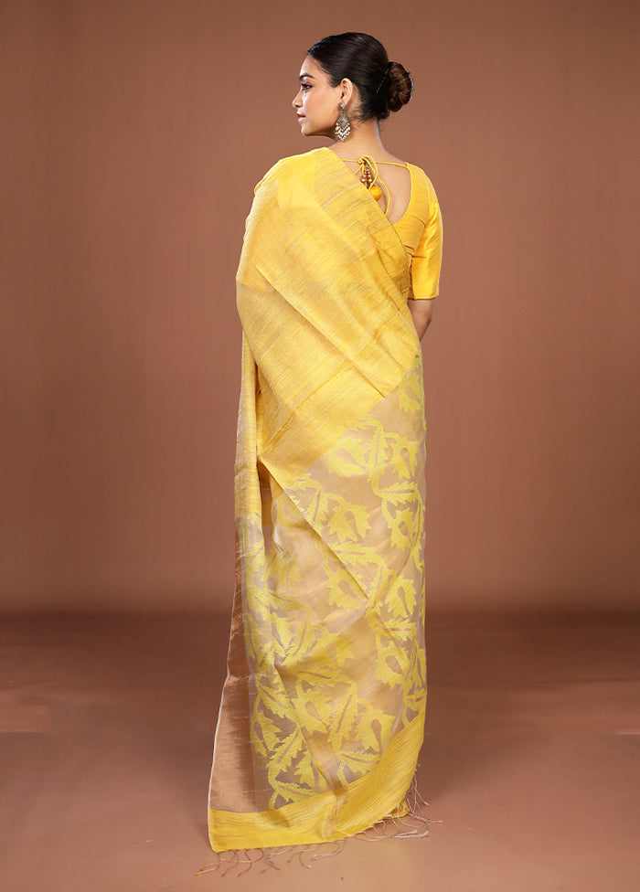 Yellow Handloom Matka Pure Silk Saree With Blouse Piece