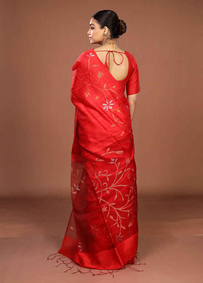 Red Handloom Matka Pure Silk Saree With Blouse Piece