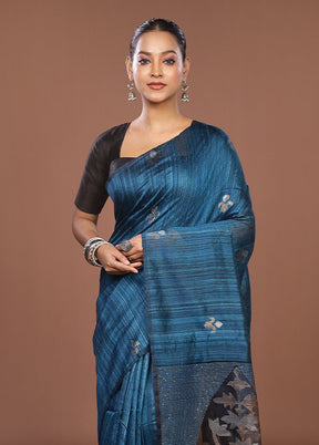 Blue Handloom Matka Pure Silk Saree With Blouse Piece