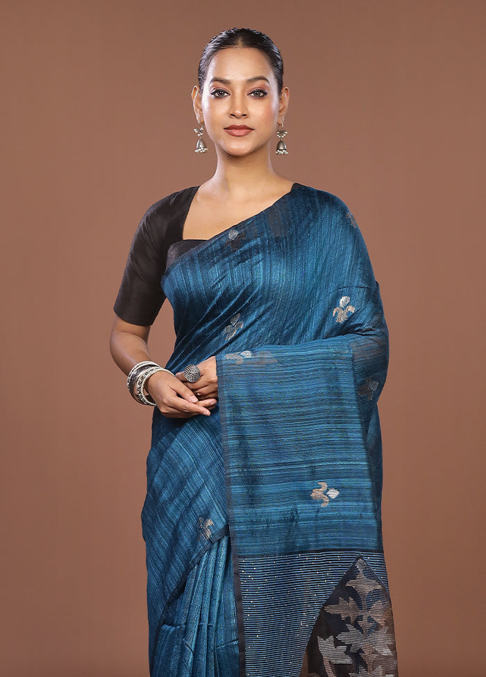Blue Handloom Matka Pure Silk Saree With Blouse Piece