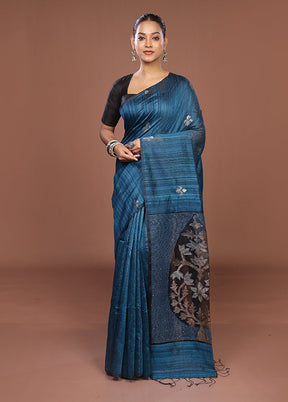 Blue Handloom Matka Pure Silk Saree With Blouse Piece