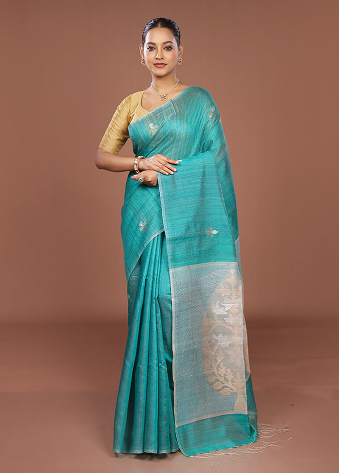 Blue Handloom Matka Pure Silk Saree With Blouse Piece