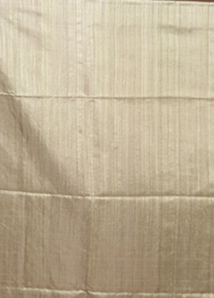 Green Handloom Matka Pure Silk Saree With Blouse Piece