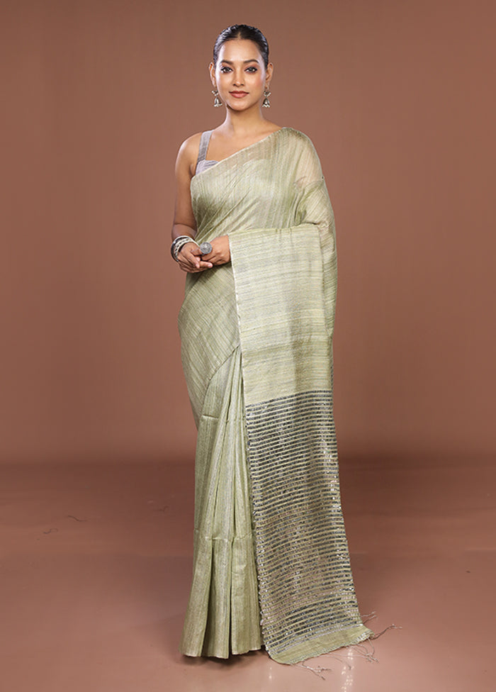 Green Handloom Matka Pure Silk Saree With Blouse Piece