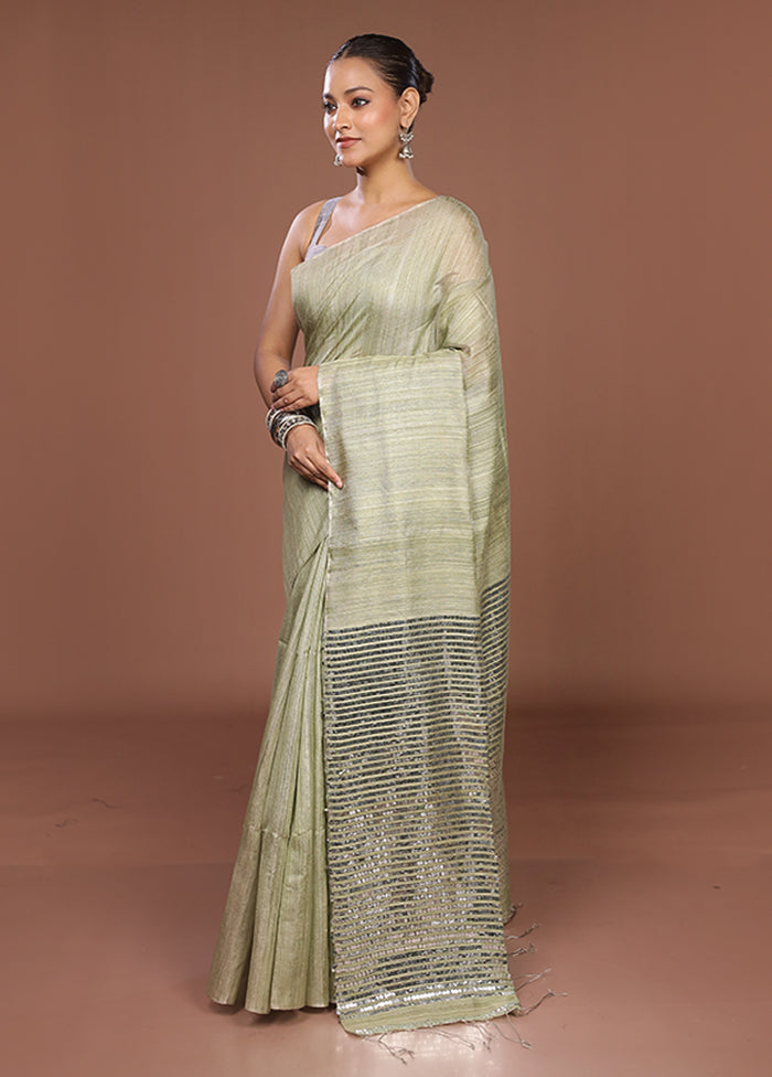 Green Handloom Matka Pure Silk Saree With Blouse Piece