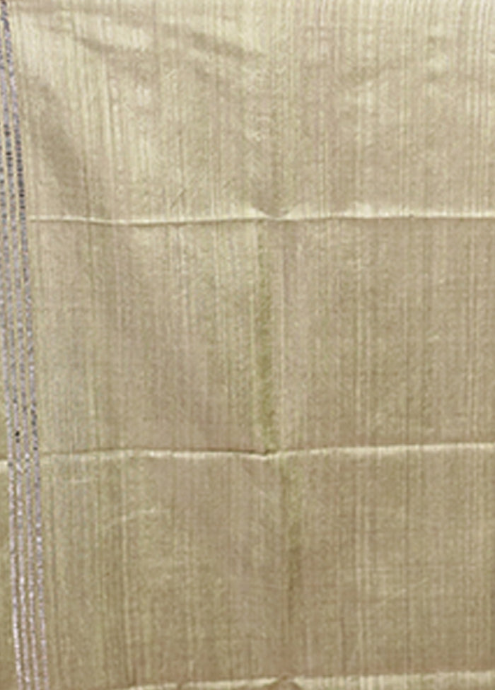 Green Handloom Matka Pure Silk Saree With Blouse Piece