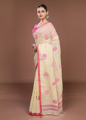 Cream Matka Silk Saree With Blouse Piece