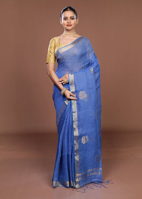 Blue Matka Silk Saree With Blouse Piece