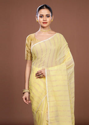 Cream Matka Silk Saree With Blouse Piece