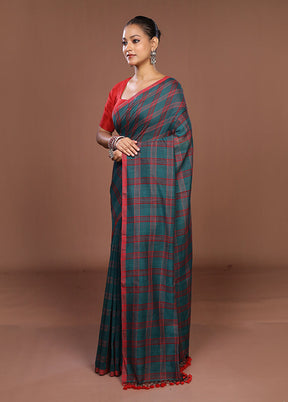 Green Matka Silk Saree With Blouse Piece