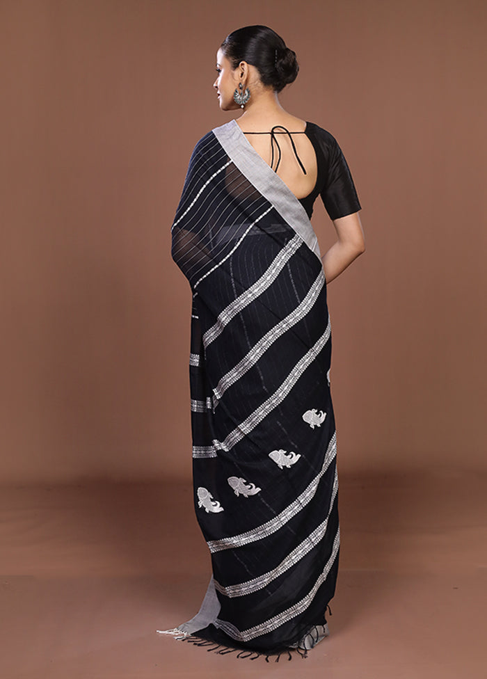 Grey Matka Silk Saree With Blouse Piece