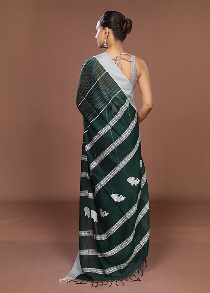 Green Matka Silk Saree With Blouse Piece