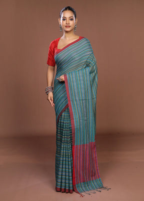 Blue Matka Silk Saree With Blouse Piece
