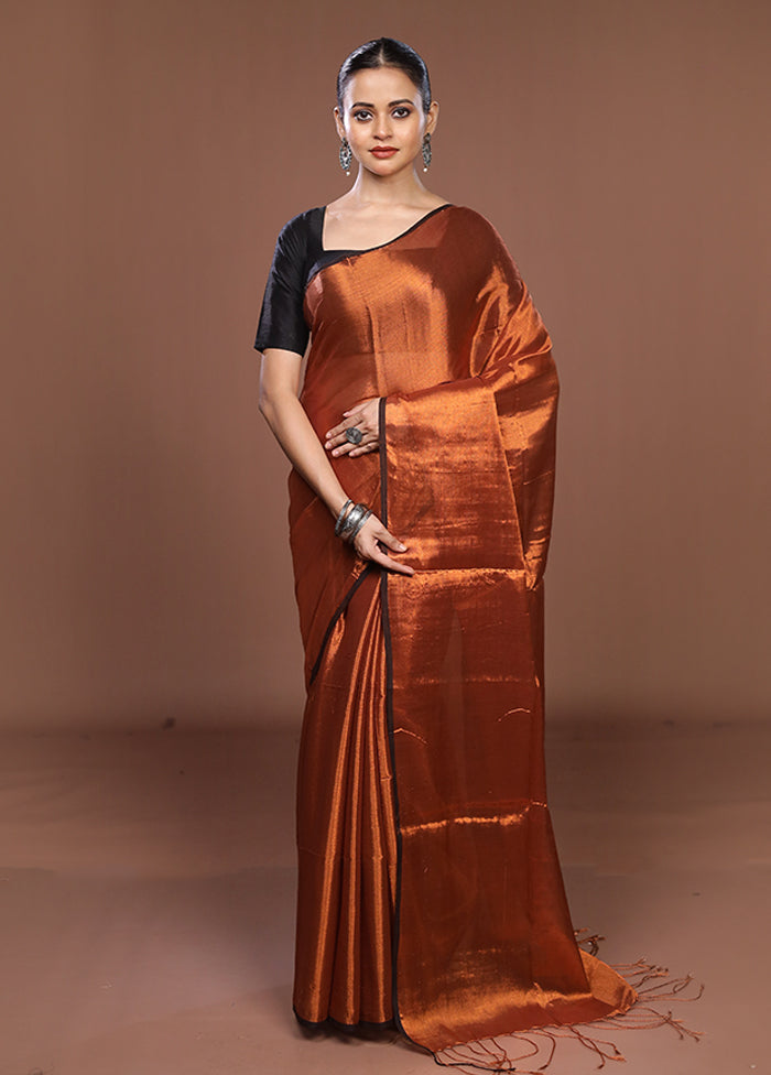 Golden Matka Silk Saree With Blouse Piece