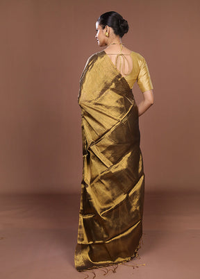 Blue Matka Silk Saree With Blouse Piece