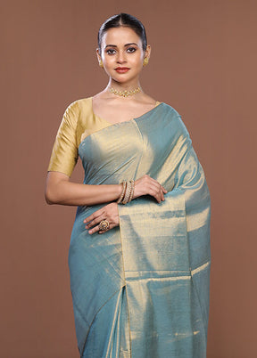 Blue Matka Silk Saree With Blouse Piece