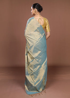 Blue Matka Silk Saree With Blouse Piece
