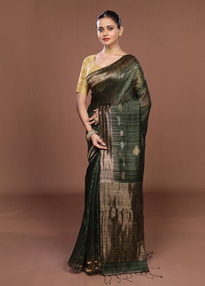 Green Handloom Matka Pure Silk Saree With Blouse Piece