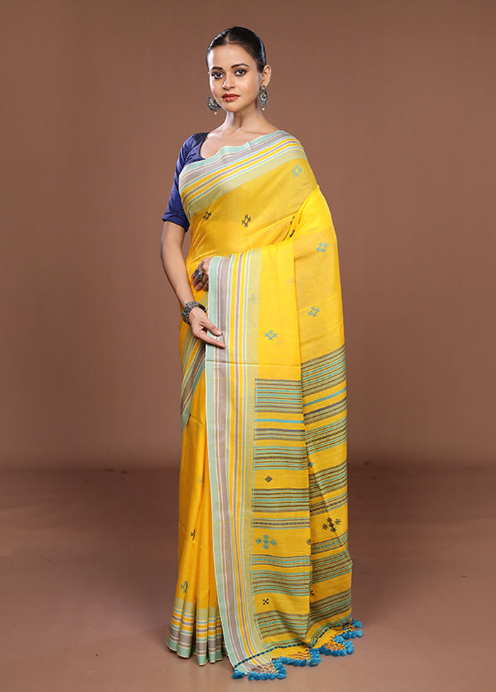 Yellow Matka Silk Saree With Blouse Piece